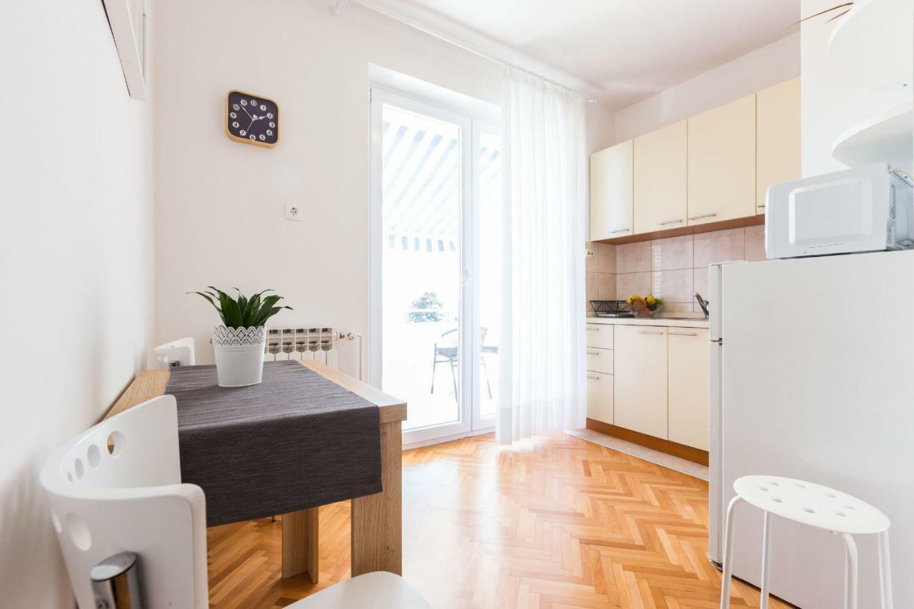 Apartments Tomislav Primorska 노바야 외부 사진